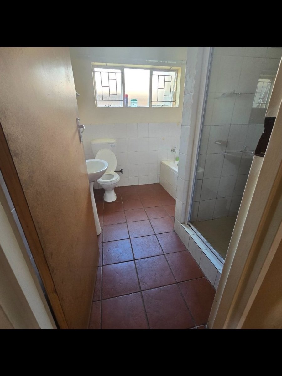 13 Bedroom Property for Sale in Universitas Free State